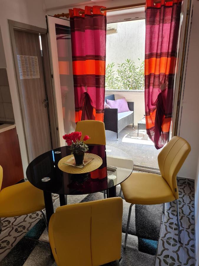 Apartments Dorotea Novalja Ngoại thất bức ảnh