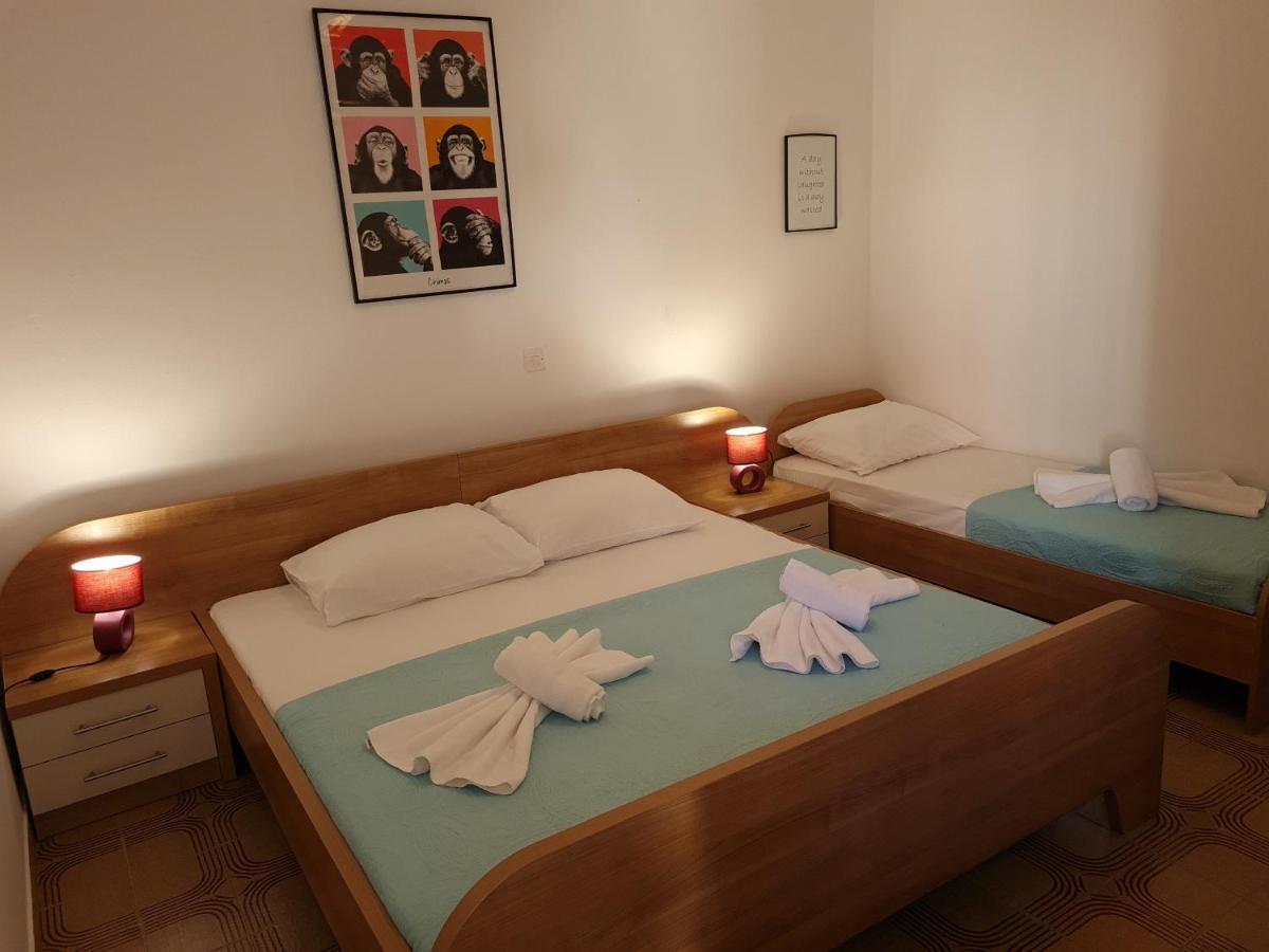 Apartments Dorotea Novalja Ngoại thất bức ảnh
