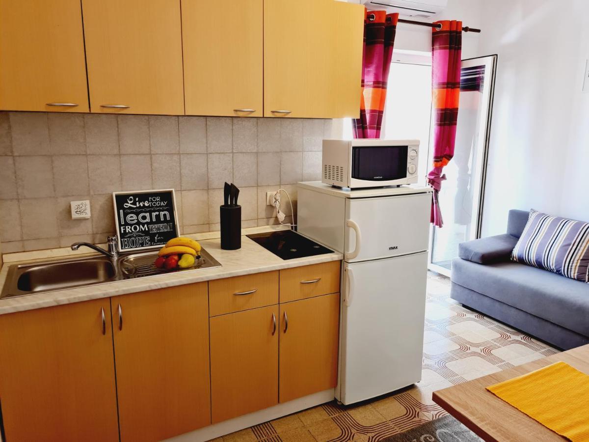 Apartments Dorotea Novalja Ngoại thất bức ảnh