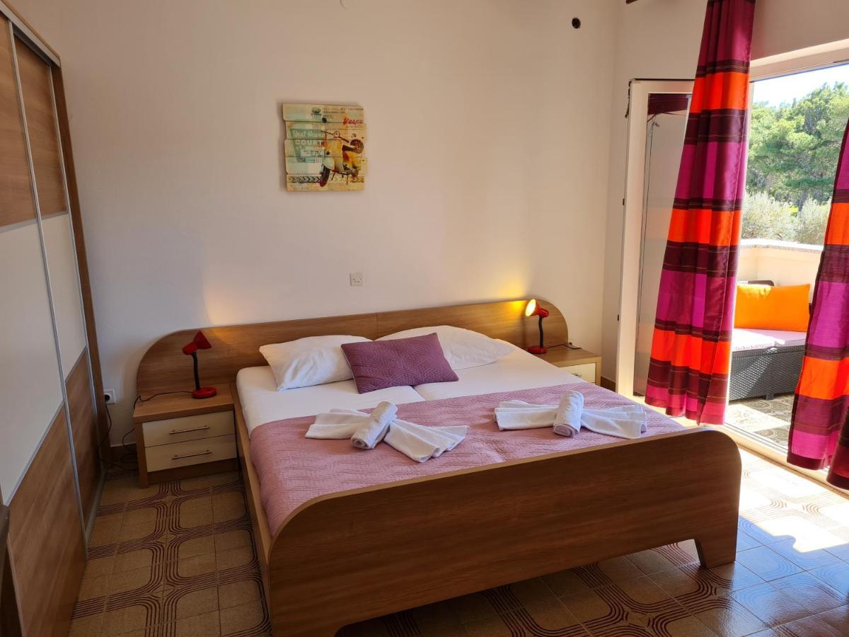 Apartments Dorotea Novalja Ngoại thất bức ảnh
