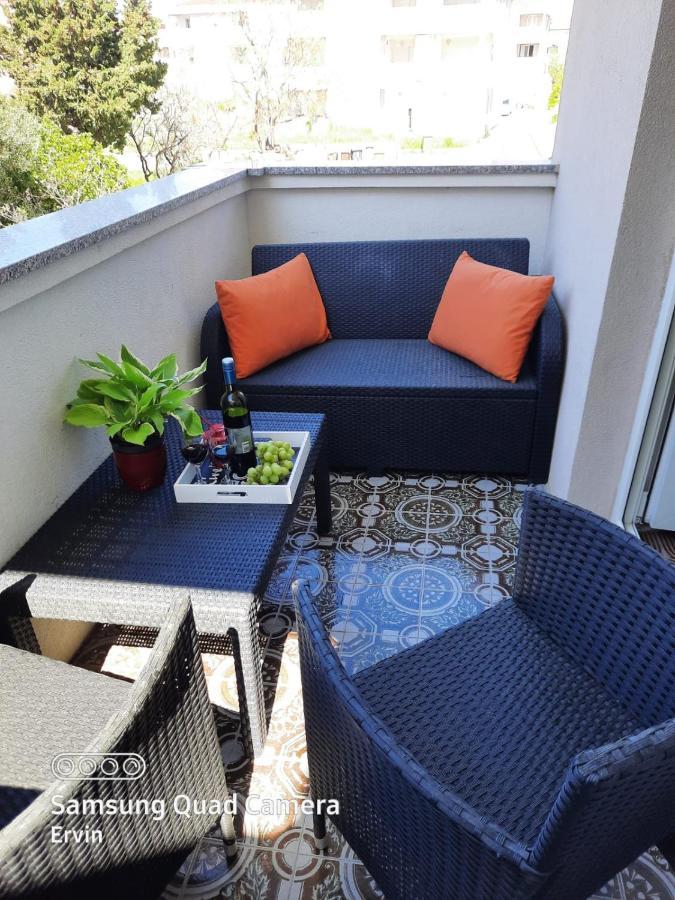 Apartments Dorotea Novalja Ngoại thất bức ảnh