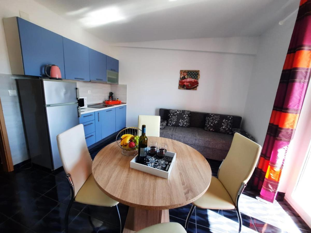 Apartments Dorotea Novalja Ngoại thất bức ảnh